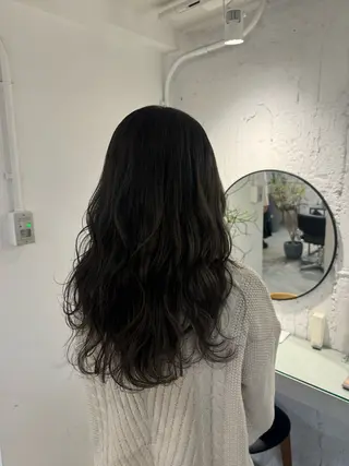 セミロング 新宿/顔周りカット +レイヤー＝しずく♩のヘアスタイル