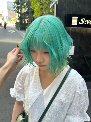 ショート カラー ヘアアレンジ MIYU/ケアブリ ーチカラー／デザインのヘアスタイル