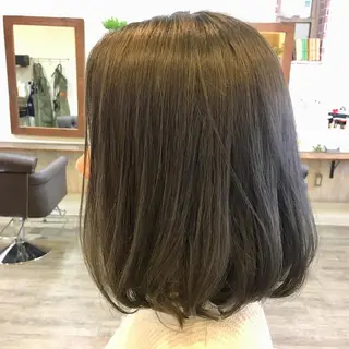 ミディアム 田中 杏佳のヘアスタイル