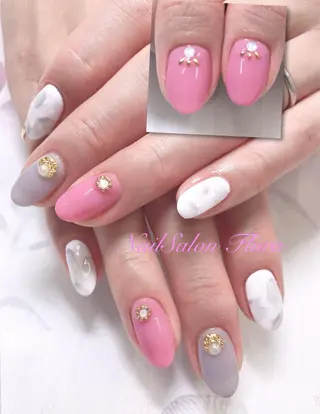 ネイル NailSalon Fluraのネイルデザイン