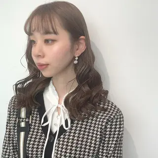 セミロング カラー ao.eyelash SHIORIの眉毛・アイブロウイメージ