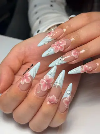 ネイル CoMo Nailのネイルデザイン