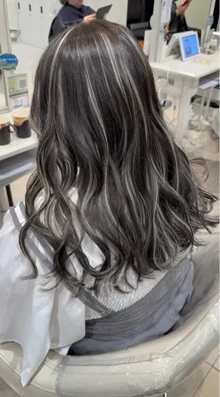 セミロング 🫧透明感カラー/ 縮毛矯正/彩夏🫧のヘアスタイル