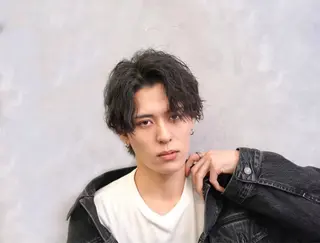 ミディアム パーマ メンズ メンズサロン kiyoのヘアスタイル
