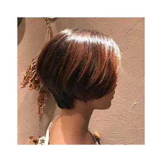 ショート くるくるパーマ aikoのヘアスタイル