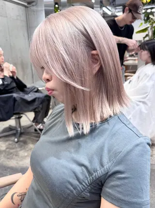 ショート カラー 失敗しないハイトーン ✨ミルクティー/ミワのヘアスタイル