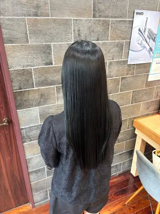 ロング カラー パーマ 逢坂 拓巳のヘアスタイル