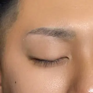 メンズ アイブロウ SORCIERE MONのマツエク・マツパデザイン