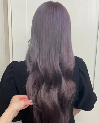 ロング カラー 🫧ハイトーンカラー / RINA🩵のヘアスタイル