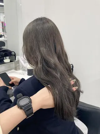 カラー 🪞official FRUITS渋谷🩰のヘアスタイル