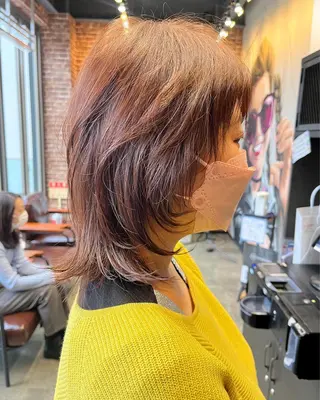 ミディアム カラー パーマ ヘアアレンジ メンズ キッズ ネイル マツエク・マツパ アイブロウ 久木原 ゆりのヘアスタイル