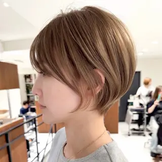 ショート カラー ヘアアレンジ 内大久保 列夏のヘアスタイル