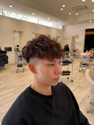 パーマ メンズ メンズカットパーマ 伊藤瑠星のヘアスタイル