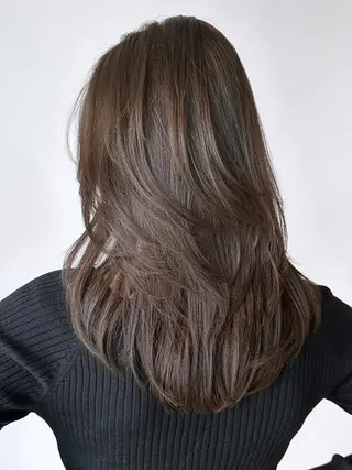 セミロング カラー ITbyALBUM 浦和店のヘアスタイル