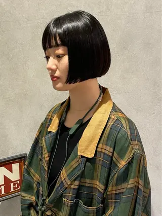 ショート yumemiレイヤー ✴︎ 透明感カラーのヘアスタイル