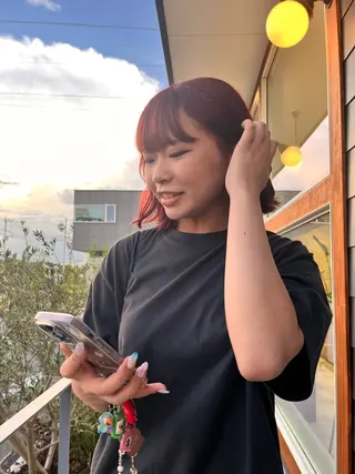 ミディアム カラー 吉水 果穂のヘアスタイル