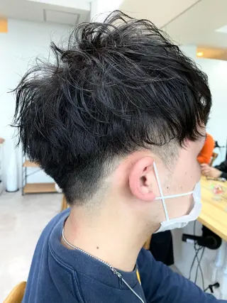 ショート パーマ メンズ 似合う髪型見つけます AYAKAのヘアスタイル