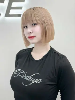 ショート カラー ヘアアレンジ 縮毛矯正🤍 ボブ/ HIKARIのヘアスタイル