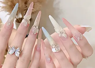 ネイル D-BEAUTY Nailsalonのネイルデザイン
