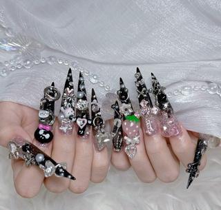 ロング ねね🎀 Melia nailのネイルデザイン