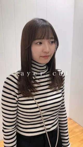 セミロング カラー hair shioのヘアスタイル
