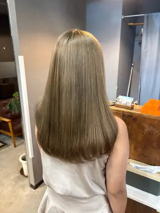 カラー Trip/ AYUのヘアスタイル