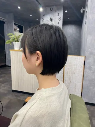 ショート 郷原 奈々のヘアスタイル