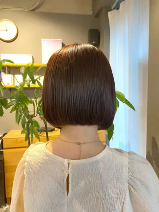 ショート カラー 丸(マル) ／ショートボブのヘアスタイル