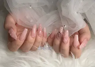 ネイル ＆ME アンドミーのネイルデザイン