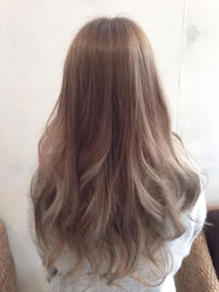 ロング カラー 浅川 実行のヘアスタイル