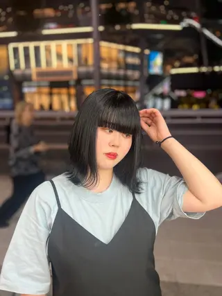 ミディアム 透明感カラー / Rio👶🏻💞のヘアスタイル