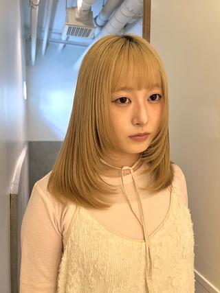ミディアム 鈴木 三保のヘアスタイル
