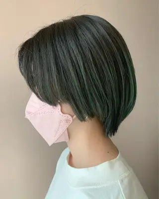ショート カラー hubhair レイヤー/透明感のヘアスタイル