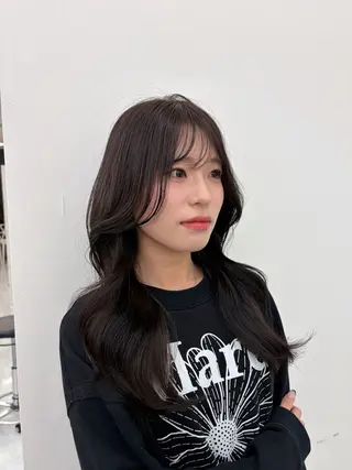 ロング カラー 藍斗│モテ透明感× 顔周りレイヤー🫧のヘアスタイル