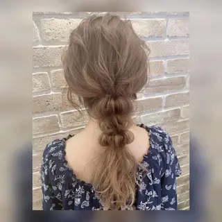 カラー ヘアアレンジ 🩵盛れる顔周り/ 艶カラーemi🩵のヘアスタイル