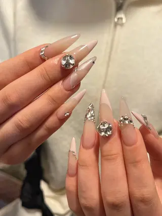 ネイル Luna Gladeのネイルデザイン