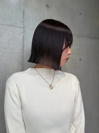 ショート カラー ヘアアレンジ ボブ艶モテカラー🫧 カリンのヘアスタイル