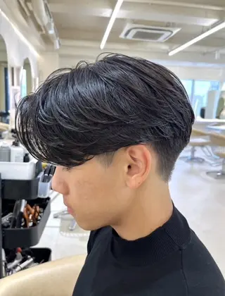 パーマ メンズ 重松 丈博のヘアスタイル