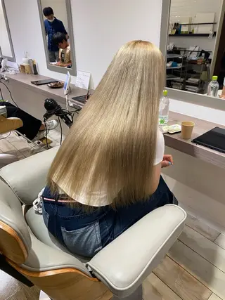 ロング ✨ブリーチ　ハイトー ン✨Shotaのヘアスタイル