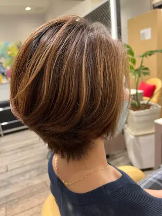 ショート 白髪ぼかし大人メンズ 根本零のヘアスタイル