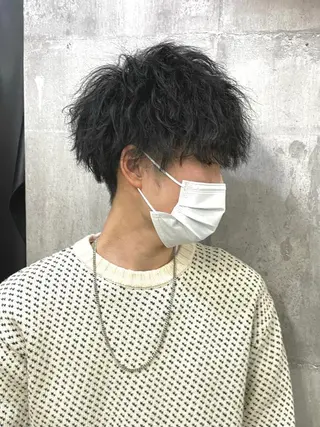 ショート カラー パーマ ヘアアレンジ メンズ キッズ ネイル マツエク・マツパ アイブロウ メンズヘアのカリスマ 北地　空のヘアスタイル