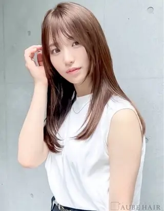 ミディアム カラー 吉岡 勇海のヘアスタイル