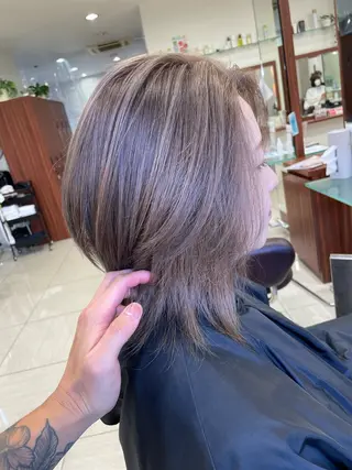 ミディアム カラー 色川 優斗《髪質改善》のヘアスタイル