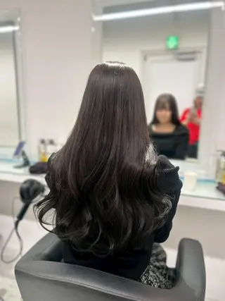 カラー 夏の韓国風透明感 🇰🇷THREEのヘアスタイル