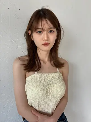セミロング カラー 垢抜け小顔レイヤー オリーブ/スミレのヘアスタイル