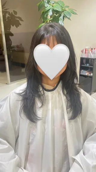 ロング カラー 大川 美優のヘアスタイル