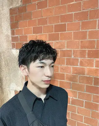 ミディアム パーマ 山内 敢史のヘアスタイル