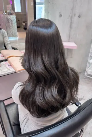 ロング 透明感/艶カラー 💘Hanaのヘアスタイル
