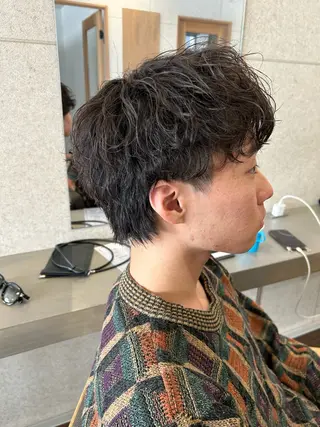 パーマ メンズ 宮之本 峻也のヘアスタイル