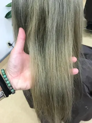 ミディアム 遠藤 寛明のヘアスタイル